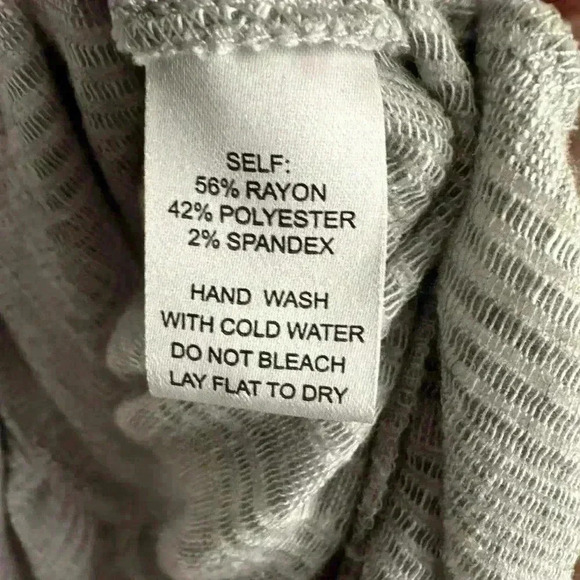 Caution To The Wind Women's Gray & White Striped Ribbed Dress Size L V-Neck - Picture 6 of 6